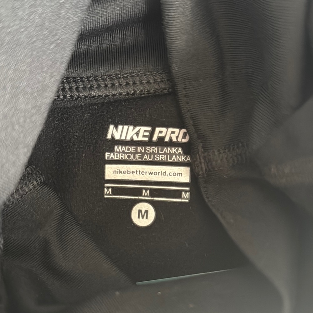 Nike cowl neck long sleeve - Picture 2 of 2